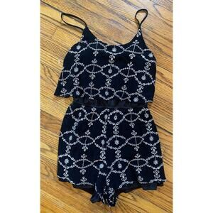 Alya Shorts Jumper Romper Women’s Small Black Embroidered